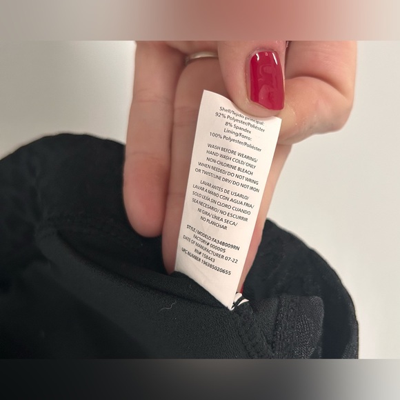 Women's Leopard Twist Front Bikini Top **NWT** M - Picture 8 of 11